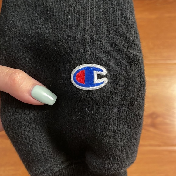 Champion hoodie reverse weave size M - Picture 3 of 3